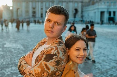 Артем Чекалин тайно выписал Лерчек из квартиры перед разводом