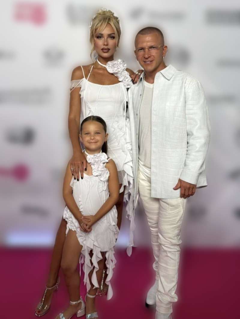 Семья певицы Ханны