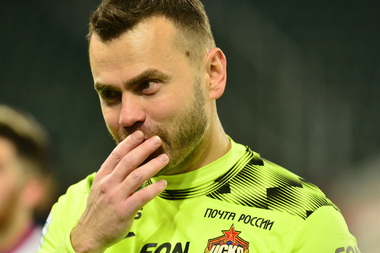 Игорь Акинфеев