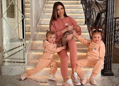 Костенко с детьми