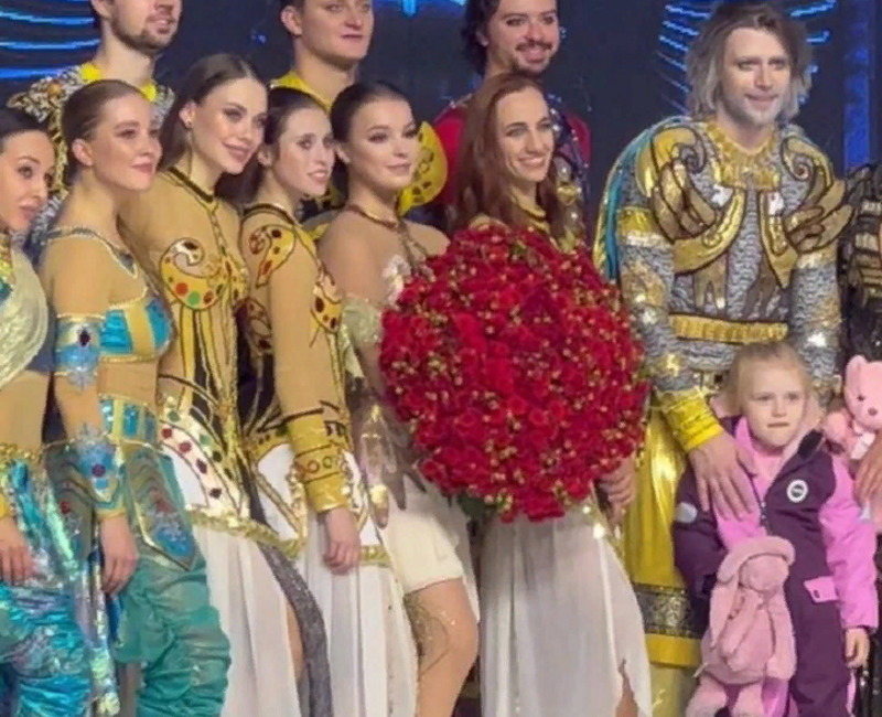 Чернышев с Милой после выступления