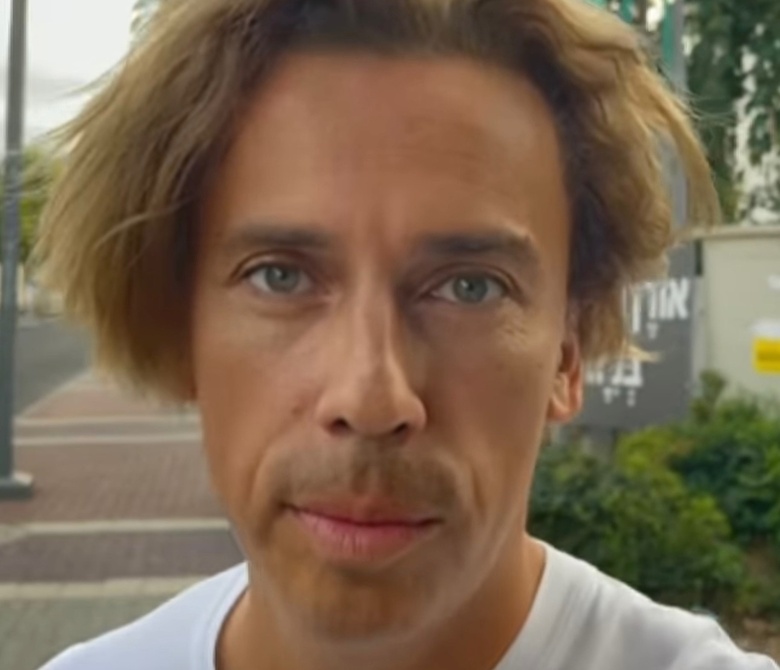 Максим Галкин