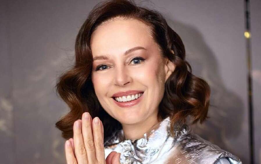 Ирина Безрукова рассказала, как ходила в одну школу с Шойгу