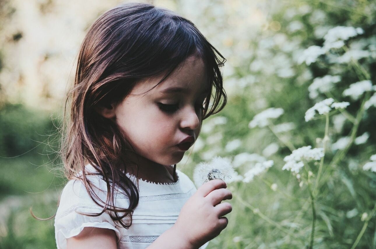 обязательно предупредите бабушку об аллергии, если она есть