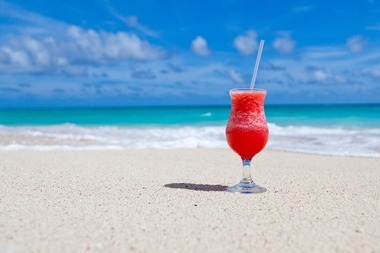 Напиток с трубочкой