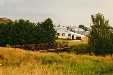 Новые правила: нужно ли россиянам сносить бани и сараи