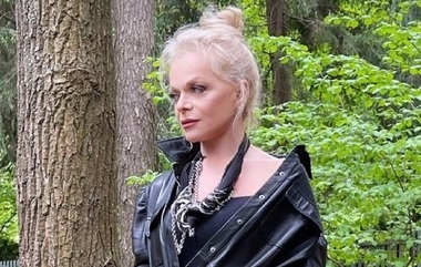 Лариса Долина