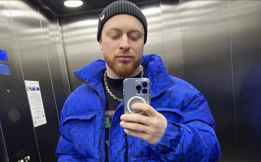 Леша Свик