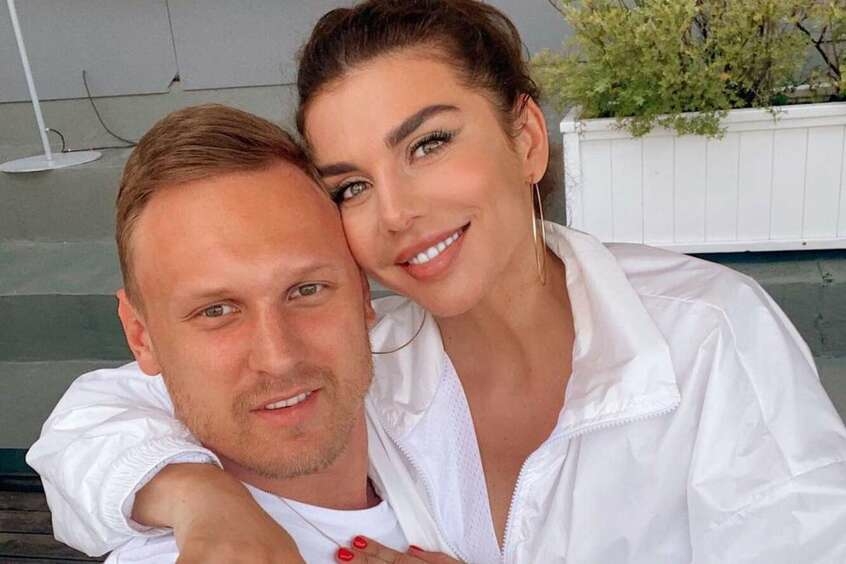 Анна Седакова рассказала о пополнении в семействе: «Добро пожаловать в семью, малыш»
