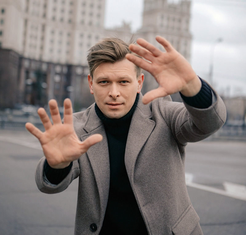 "Я особо не прикладывал усилий, чтобы произвести впечатление на противоположный пол. Все получалось само собой"
