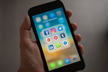 Facebook и Instagram отключать не собираются