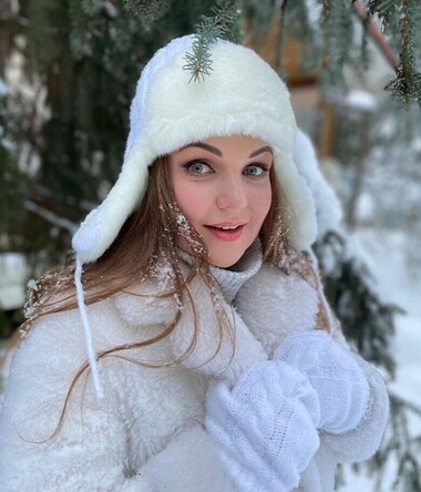 Марина Девятова