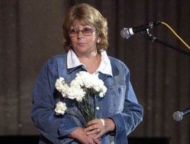 Алла Сурикова
