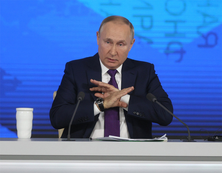 Владимир Путин на пресс-конференции