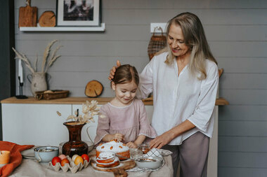 Люди, имеющие внуков, живут на 10-20 лет дольше