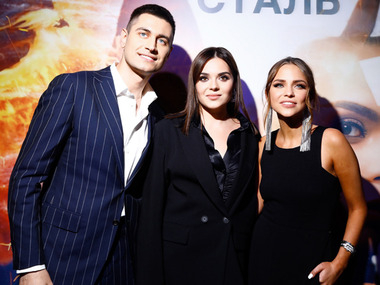 Dava, Аделина Сотникова и Анастасия Ивка