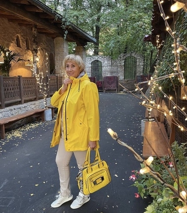 Лариса Копенкина