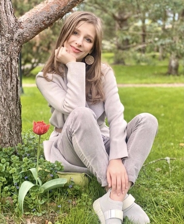 Лиза Арзамасова