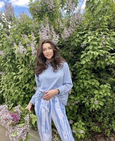 Анна Заворотнюк