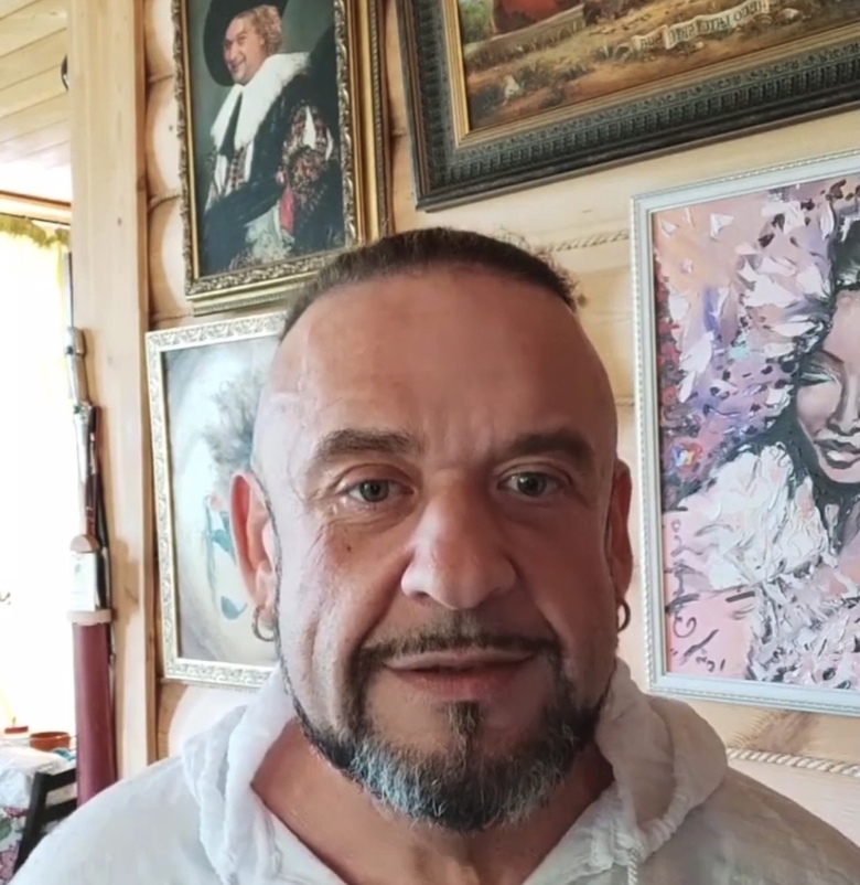 Александр Морозов