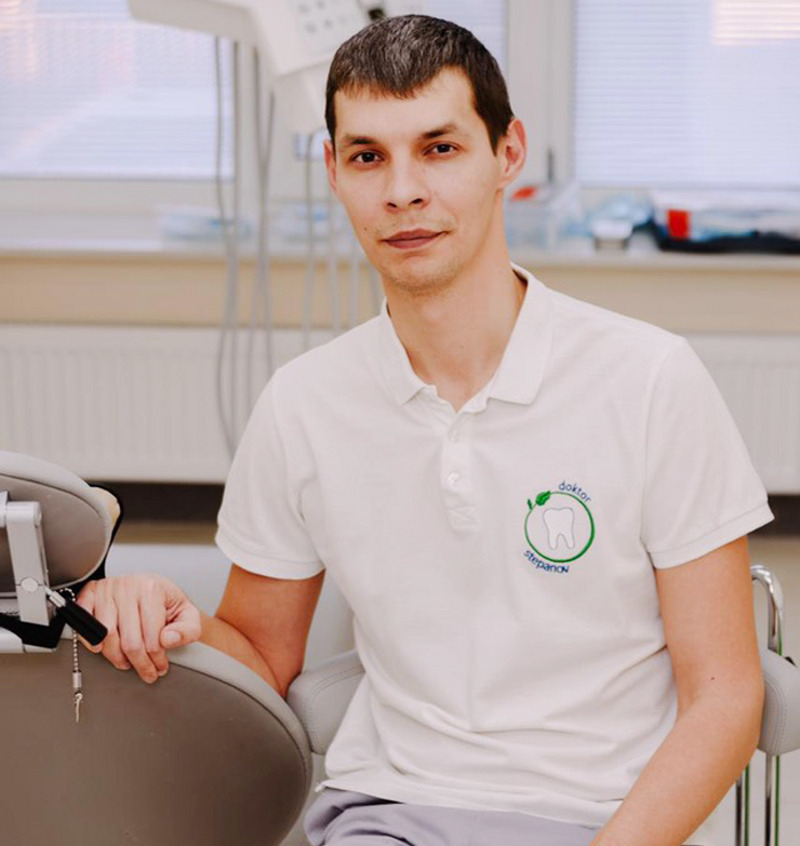 Денис Степанов