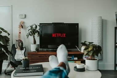 Пятница - отличный повод расслабиться и посмотреть сериал