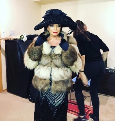 Лариса Долина