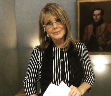 Елена Проклова