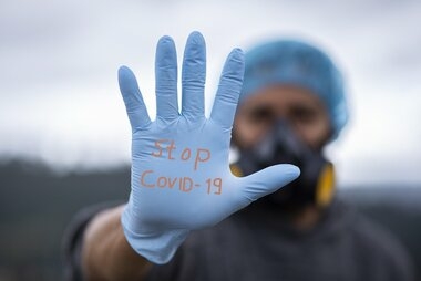 Собянин считает, что полная победа над коронавирусом невозможна
