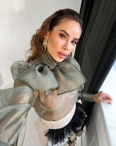 Айза Анохина