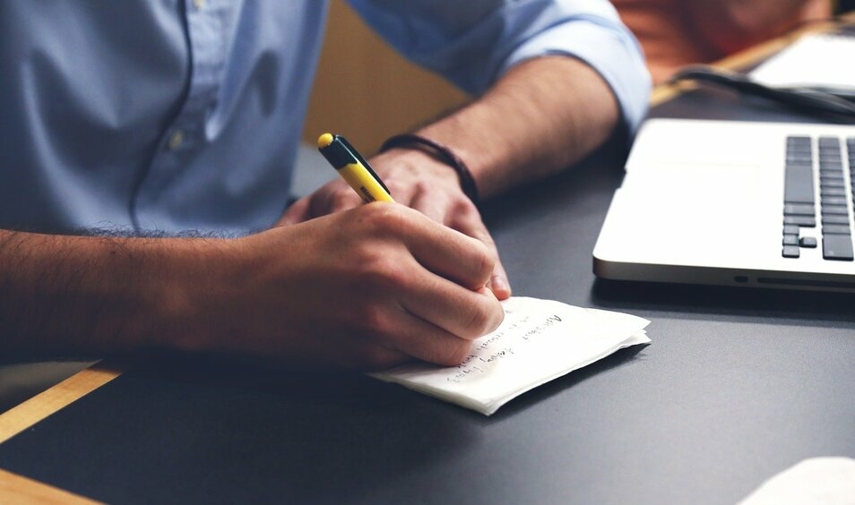 Как правильно увольняться с работы