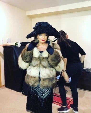 Лариса Долина