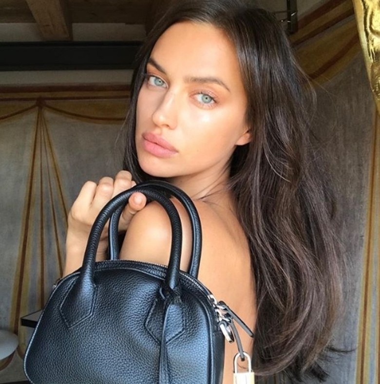 Ирина Шейк