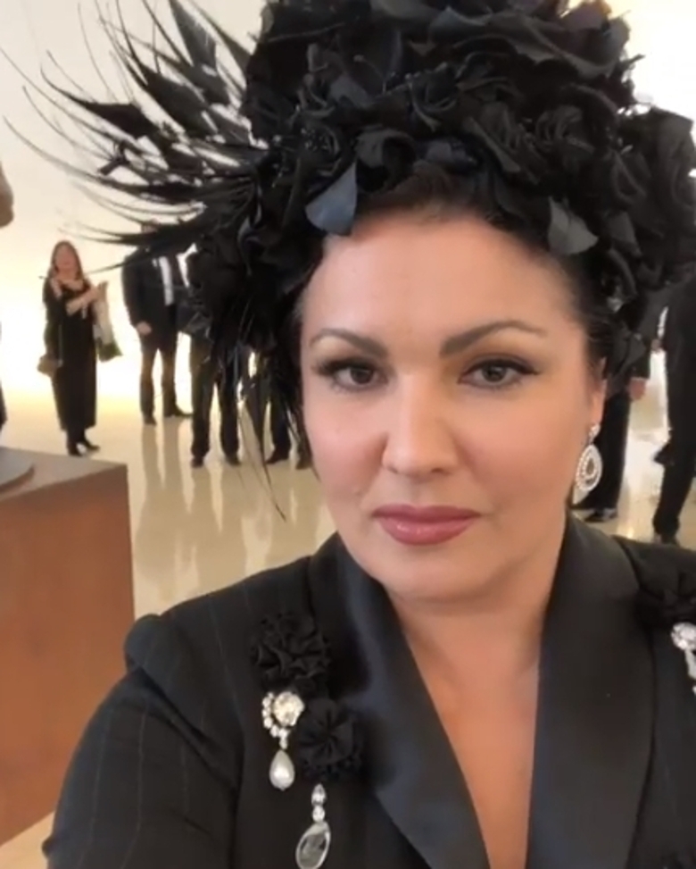 Анна Нетребко