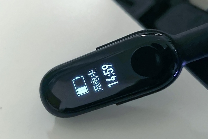 Преимущества Xiaomi Mi Band 3