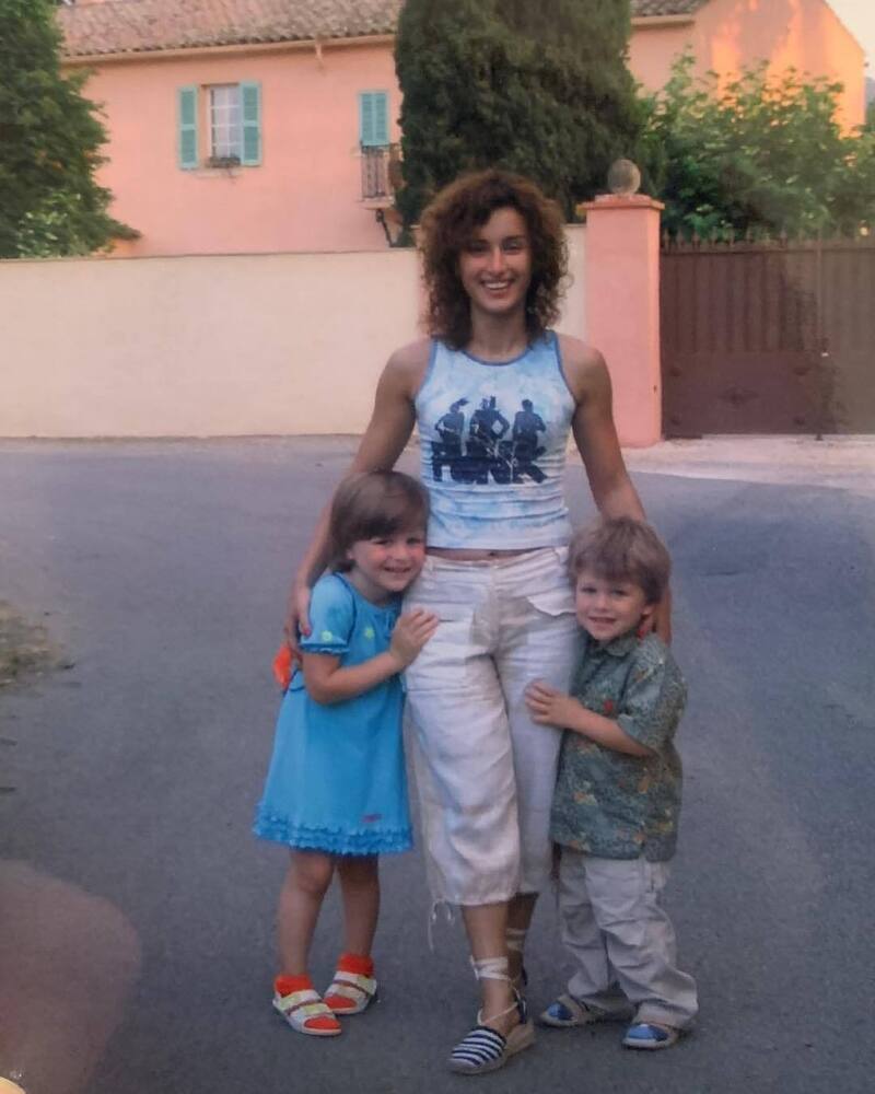 В воспитании детей Канделаки рассчитывает только на себя