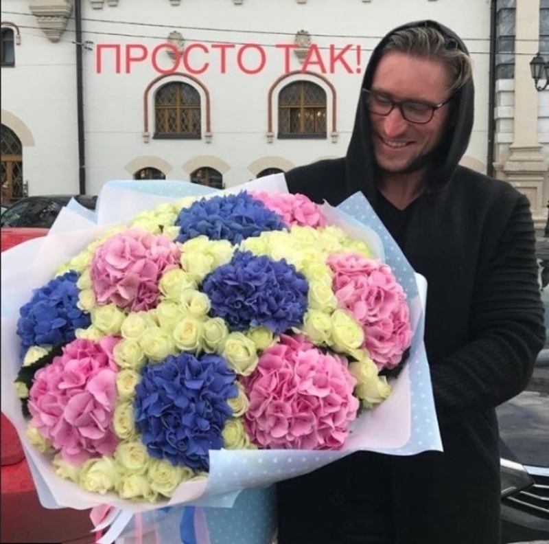 Бузова проигнорировала подарок экс-избранника