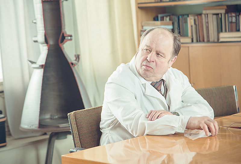 Владимир Ильин — настоящий мастер перевоплощений. И нужно признать, что роли советских ученых у него тоже отлично получаются