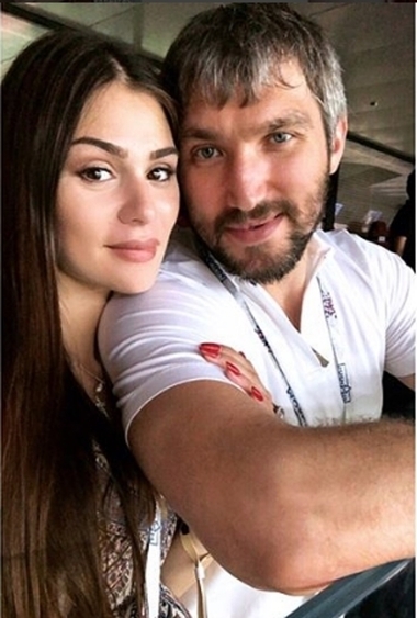 Александр Овечкин и его супруга Александра