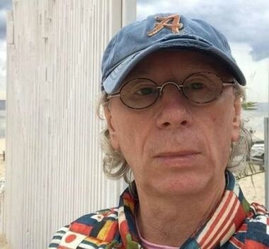 Аркадий Укупник