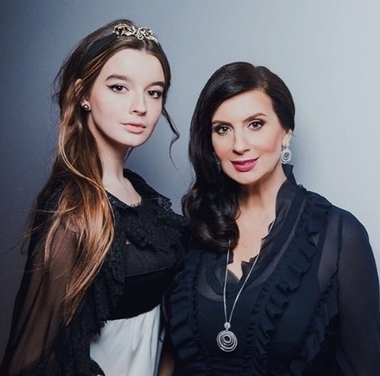 Александра и Екатерина Стриженовы