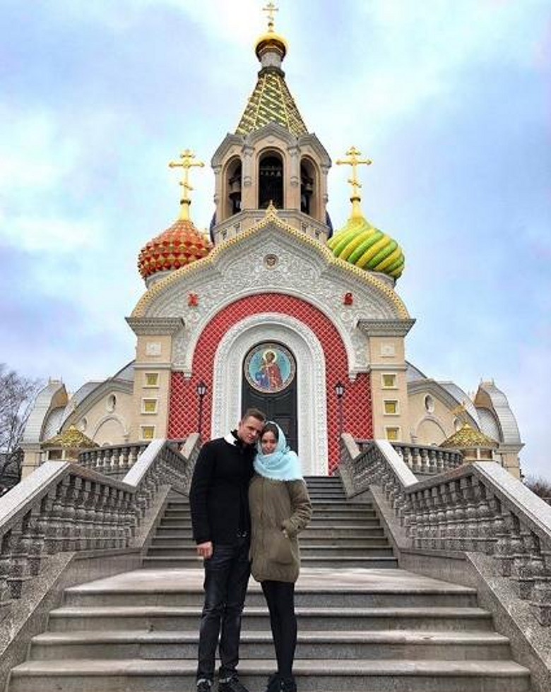 ДМИТРИЙ ТАРАСОВ И АНАСТАСИЯ КОСТЕНКО