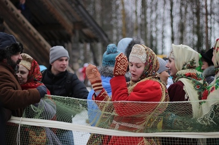 Народные гуляния в честь Масленицы