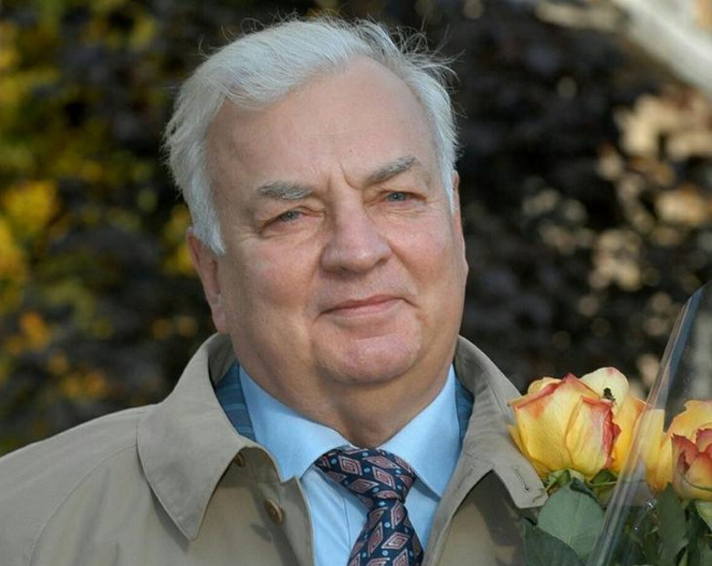 Михаил Державин