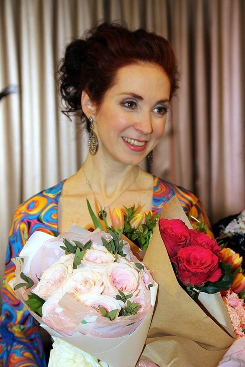 Актриса Анна Большова