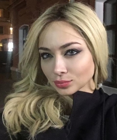 Настасья Самбурская