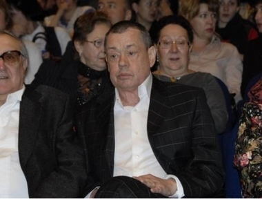 НИКОЛАЙ КАРАЧЕНЦОВ