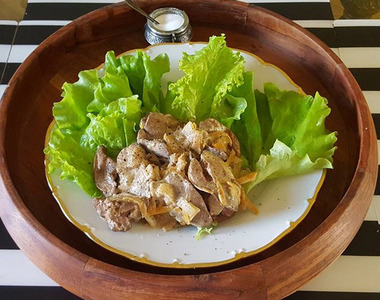 Куриная печень в сметане