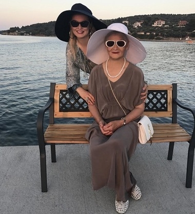 Лена Ленина с мамой
