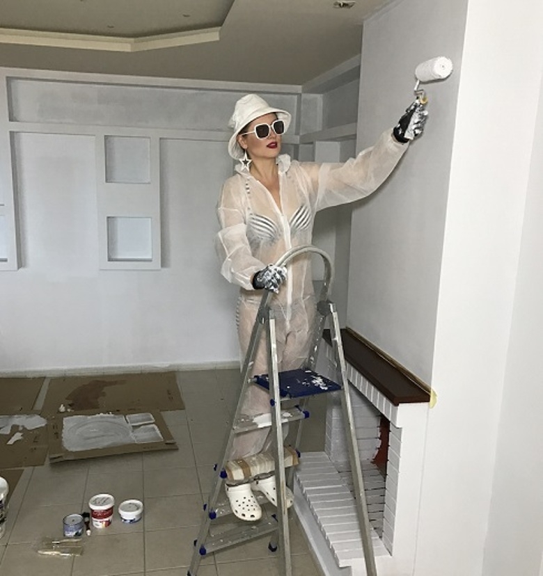 Лена Ленина умеет многое